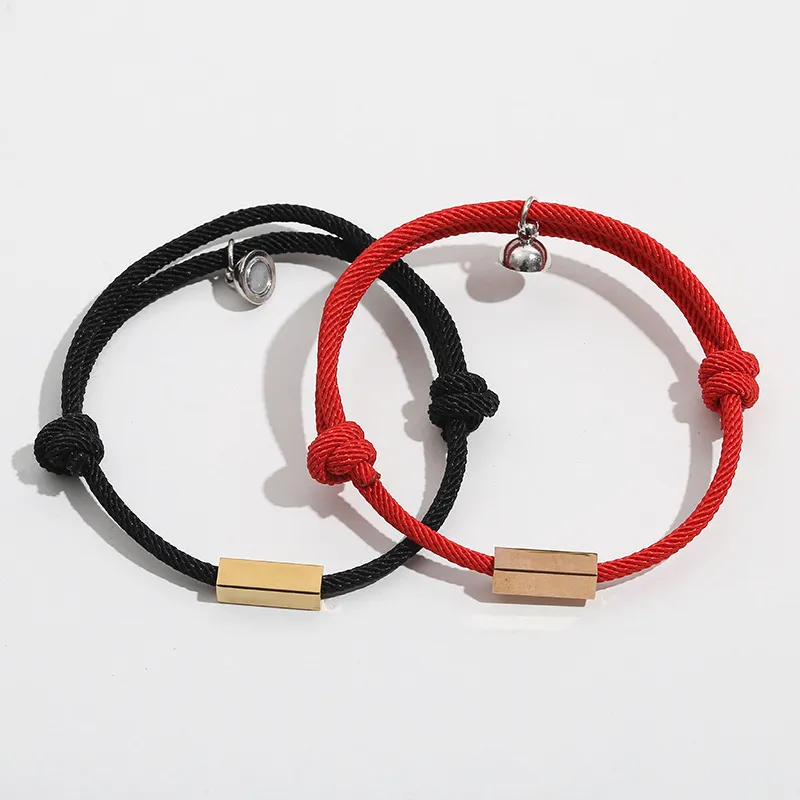 Partnerarmband mit eigener Gravur