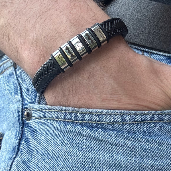 Lederarmband mit 5 gravierten Beads